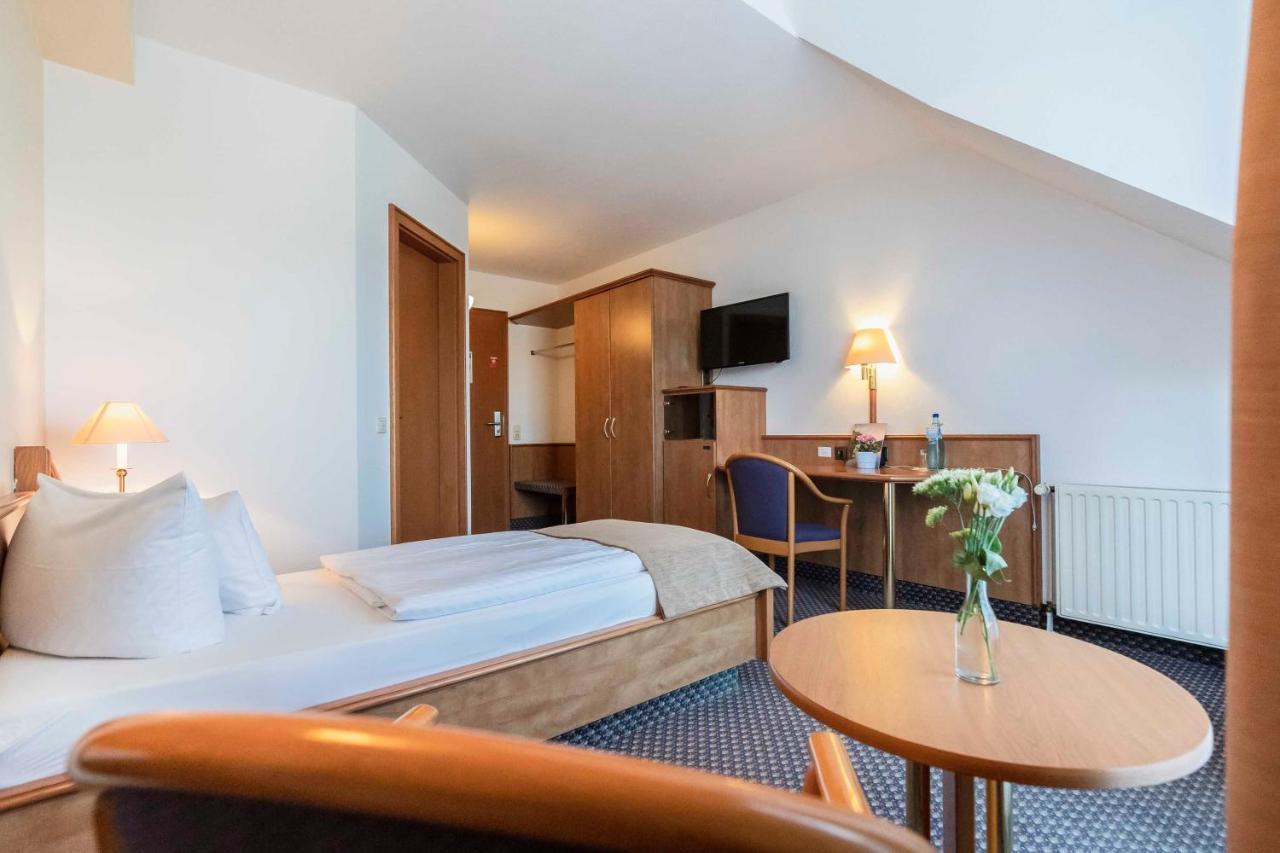 Hotel Markgraf Lehnin Eksteriør billede