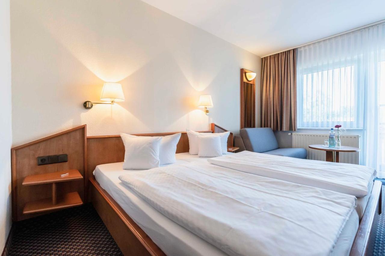 Hotel Markgraf Lehnin Eksteriør billede